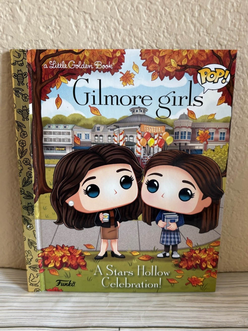 🍂Gilmore Girls Pop! Little Golden Book